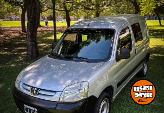Utilitarios - Peugeot PARTNER / BERLINGO KANGOO 2014 GNC 134000Km - En Venta