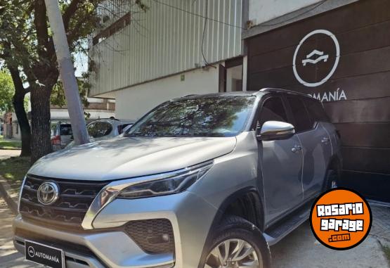 Autos - Toyota SW4 SRX/ 7 ASIENTOS 2022 Diesel 100000Km - En Venta