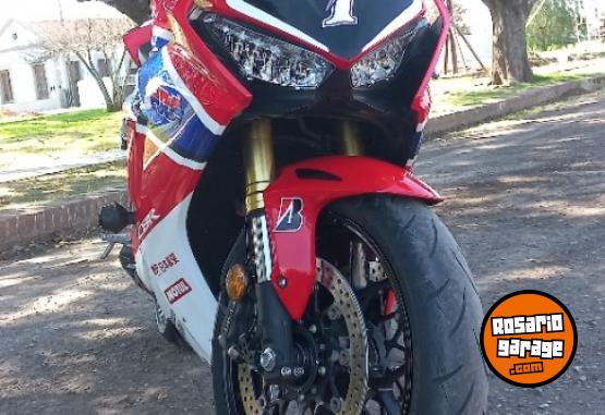 Motos - Honda CBR 1000 RR 2018 Nafta 18000Km - En Venta
