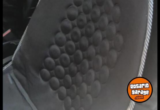 Camionetas - Toyota Hilux 4x2 D/C 2018 Diesel 128000Km - En Venta