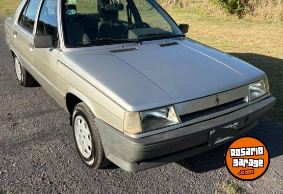 Autos - Renault 9 1992 GNC 282000Km - En Venta
