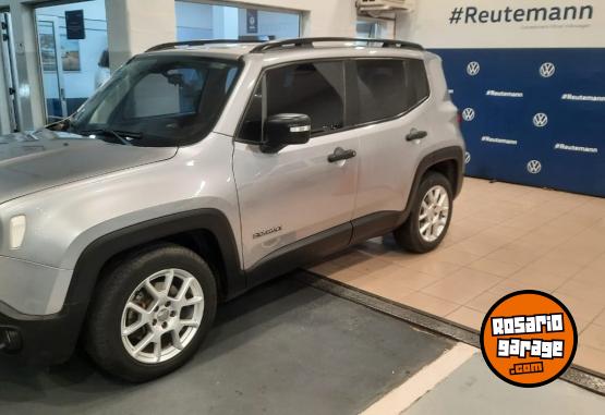 Camionetas - Jeep RENEGADE 1.8 SPORT P AT 2019 Nafta 42000Km - En Venta