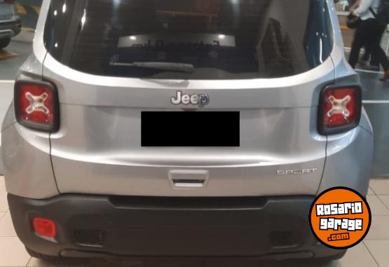 Camionetas - Jeep RENEGADE 1.8 SPORT P AT 2019 Nafta 42000Km - En Venta