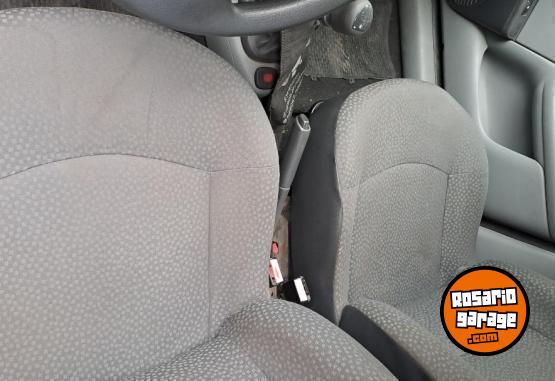 Autos - Renault clio 2011 Nafta 75744Km - En Venta