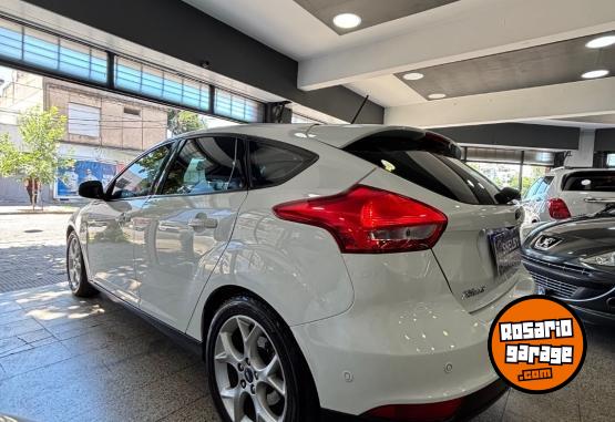 Autos - Ford Focus 2019 Nafta 76000Km - En Venta