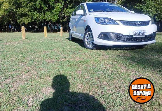 Autos - Chery Chery fulwing 2. 5 puerta 2015 Nafta 92000Km - En Venta