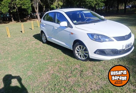 Autos - Chery Chery fulwing 2. 5 puerta 2015 Nafta 92000Km - En Venta