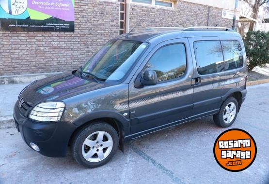 Utilitarios - Peugeot PARTNER 1,6 VTC PLUS FULL 2016 Nafta 116000Km - En Venta