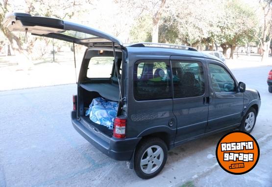 Utilitarios - Peugeot PARTNER 1,6 VTC PLUS FULL 2016 Nafta 116000Km - En Venta