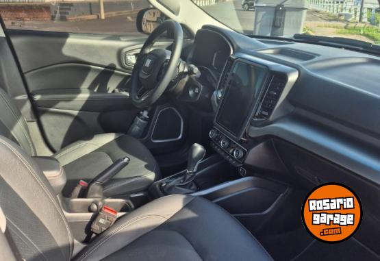 Camionetas - Fiat Toro Volcano 2.0TD - AT9 2025 Diesel 18000Km - En Venta