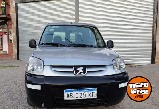 Utilitarios - Peugeot PARTNER 2017 GNC 150000Km - En Venta