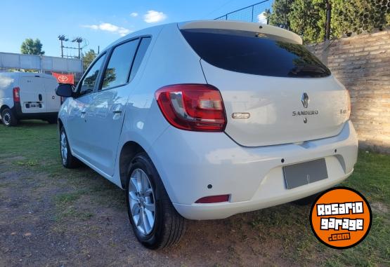 Autos - Renault Sandero 2017 Nafta 85000Km - En Venta
