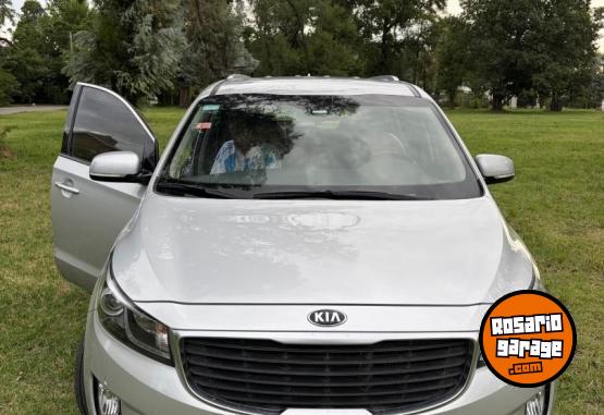 Autos - Kia Carnival 2017 Diesel 47000Km - En Venta