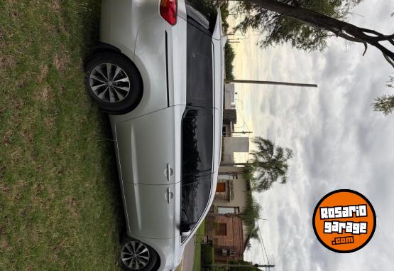 Autos - Kia Carnival 2017 Diesel 47000Km - En Venta