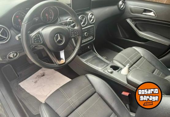 Autos - Mercedes Benz A200 2017 Nafta 89000Km - En Venta