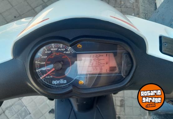 Motos - Aprilia Sr 160 2023 Nafta 5000Km - En Venta