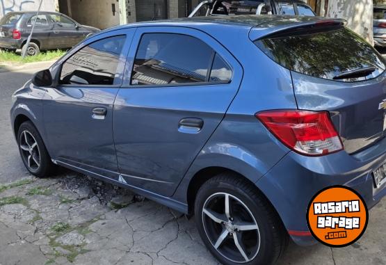 Autos - Chevrolet Onix 2015 GNC 110000Km - En Venta