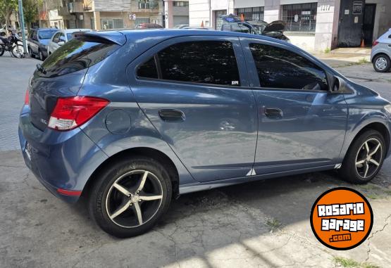 Autos - Chevrolet Onix 2015 GNC 110000Km - En Venta