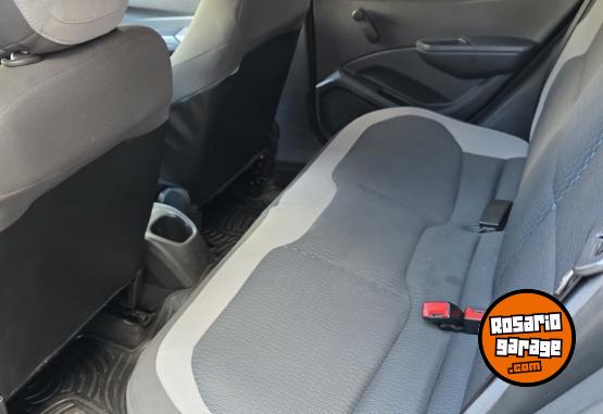 Autos - Chevrolet Onix 2015 GNC 110000Km - En Venta