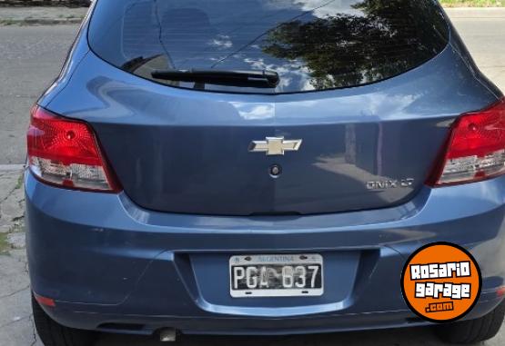 Autos - Chevrolet Onix 2015 GNC 110000Km - En Venta