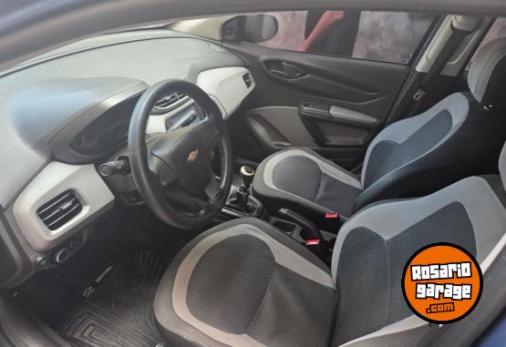 Autos - Chevrolet Onix 2015 GNC 110000Km - En Venta