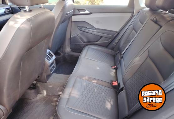 Autos - Volkswagen Taos Confortline 2022 Nafta 80000Km - En Venta