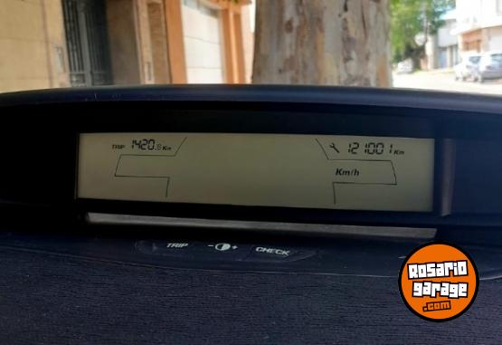 Autos - Citroen C4 5 Puertas 2010 Nafta 121000Km - En Venta