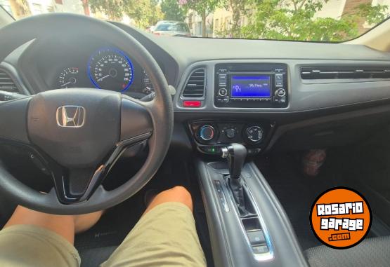 Autos - Honda Hrv lx excelente permuto 2015 Nafta 130000Km - En Venta