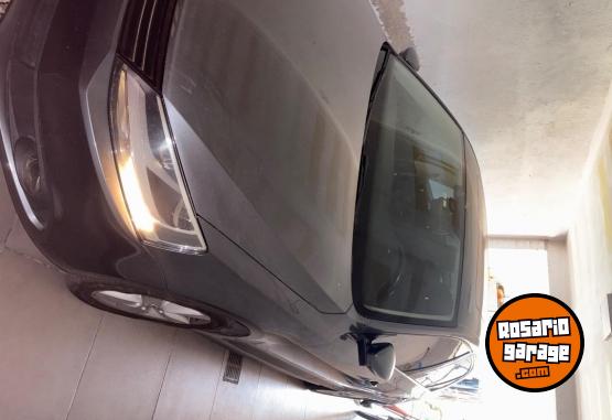 Autos - Volkswagen Vento 2.5 2014 Nafta 135000Km - En Venta