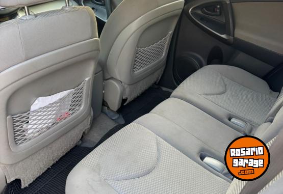 Camionetas - Toyota RAV4 Full 4x2 AT 2011 Nafta 196000Km - En Venta