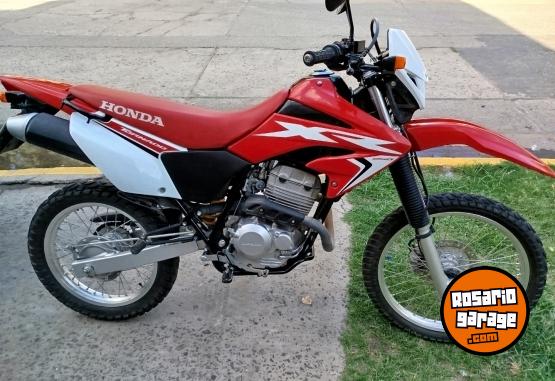 Motos - Honda Tornado 2018 Nafta 14000Km - En Venta