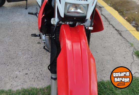 Motos - Honda Tornado 2018 Nafta 14000Km - En Venta