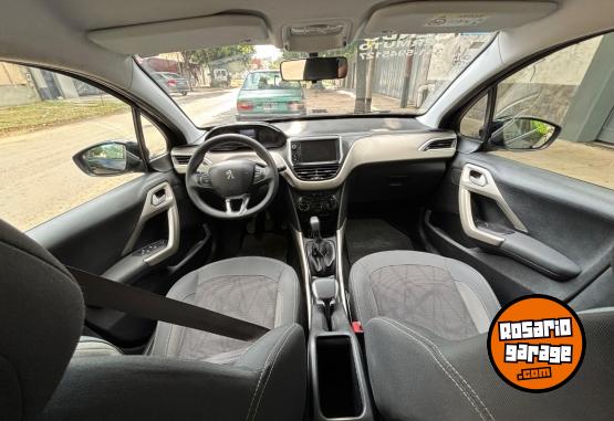 Autos - Peugeot 2008 allure 1.6 2017 Nafta 77000Km - En Venta