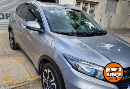 Autos - Honda HRV exl 2017 Nafta 120000Km - En Venta