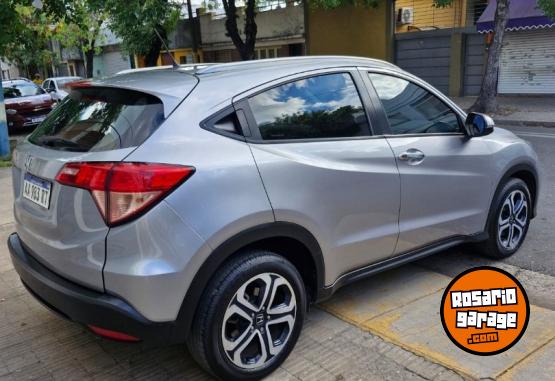 Autos - Honda HRV exl 2017 Nafta 120000Km - En Venta
