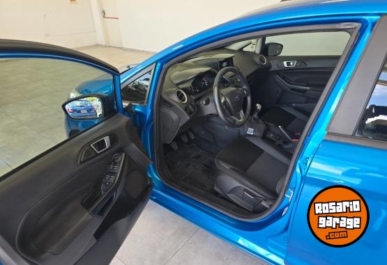Autos - Ford Fiesta kinetic se 2018 Nafta 130000Km - En Venta