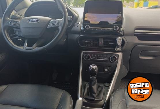 Autos - Ford Ecosport Titanium 2021 Nafta 54000Km - En Venta