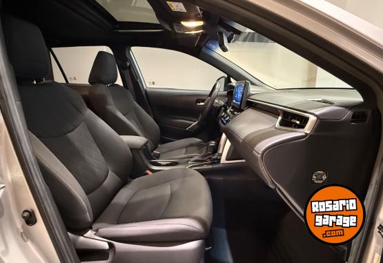 Autos - Toyota Corolla Cross 2022 Nafta 44000Km - En Venta