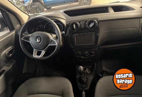 Utilitarios - Renault KANGOO FURGON 2025 Diesel 27000Km - En Venta