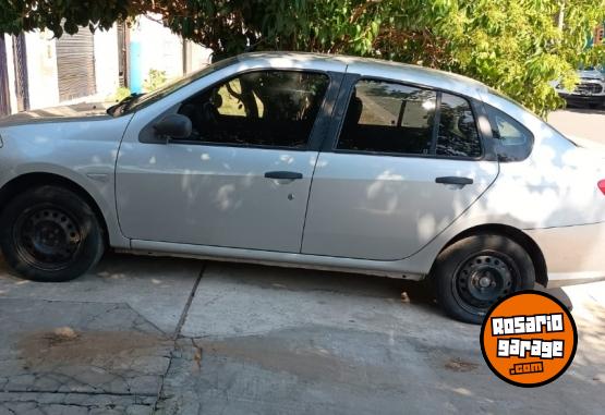 Autos - Renault Symbol 2012 Nafta 214000Km - En Venta