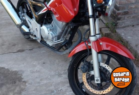 Motos - Honda TWISTER 2016 Nafta 39000Km - En Venta