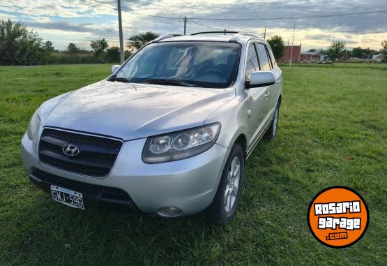Camionetas - Hyundai Santa Fe 2008 Diesel 230000Km - En Venta