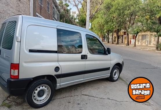 Utilitarios - Citroen Berlingo hdi mixto 5as 2018 Diesel 145000Km - En Venta