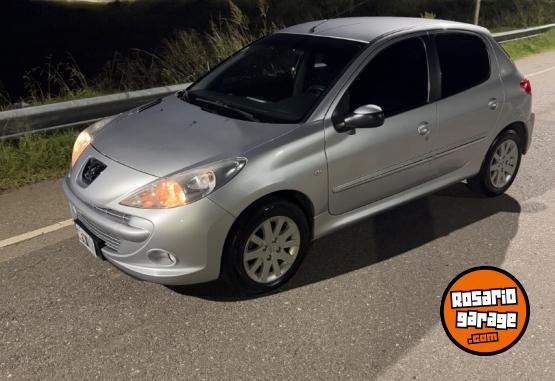 Autos - Peugeot 207 compact 2013 Nafta 152000Km - En Venta