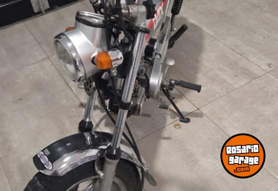 Motos - Honda DAX 1989 Nafta 111111Km - En Venta