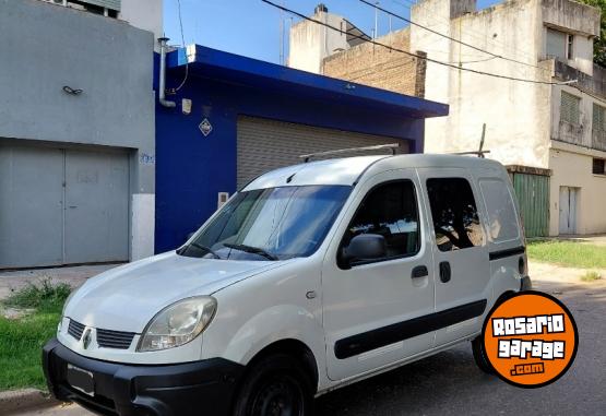 Utilitarios - Renault Kangoo 5 asientos 2011 GNC 210000Km - En Venta