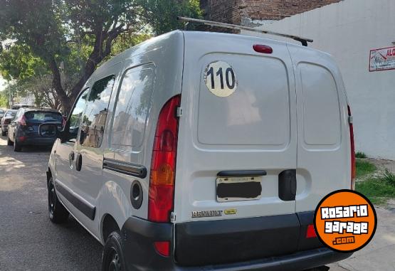 Utilitarios - Renault Kangoo 5 asientos 2011 GNC 210000Km - En Venta