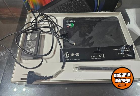 Inform�tica - Notebook TACTIL LENOVO 17" doble display UNICA EN ARGENTINA - En Venta