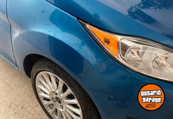 Autos - Ford Titanium 2017 Nafta 60000Km - En Venta