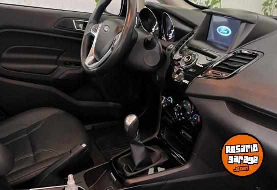 Autos - Ford Titanium 2017 Nafta 60000Km - En Venta